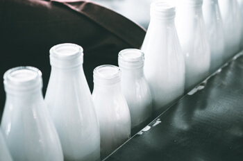 doğal şişe süt